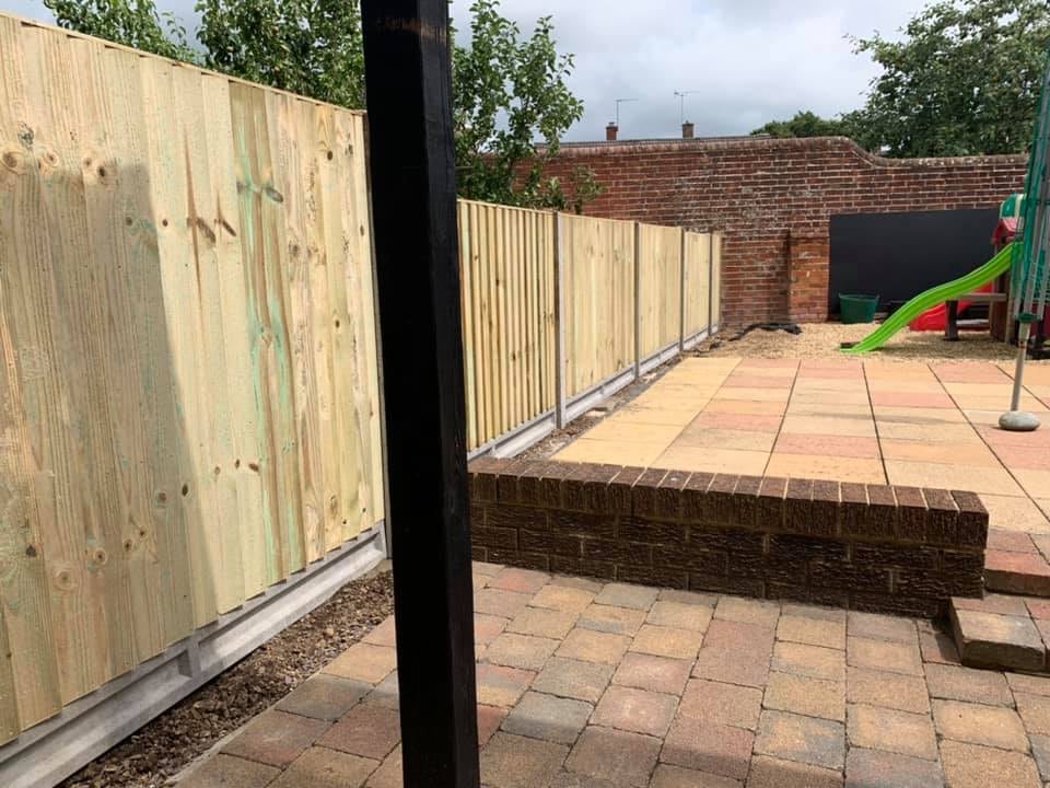 Closeboard fencing Winchester 960x720 1 Closeboard fencing Winchester 960x720 1
